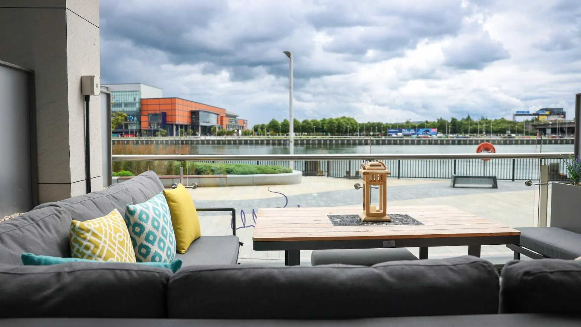 Ac Hotel By Marriott Belfast