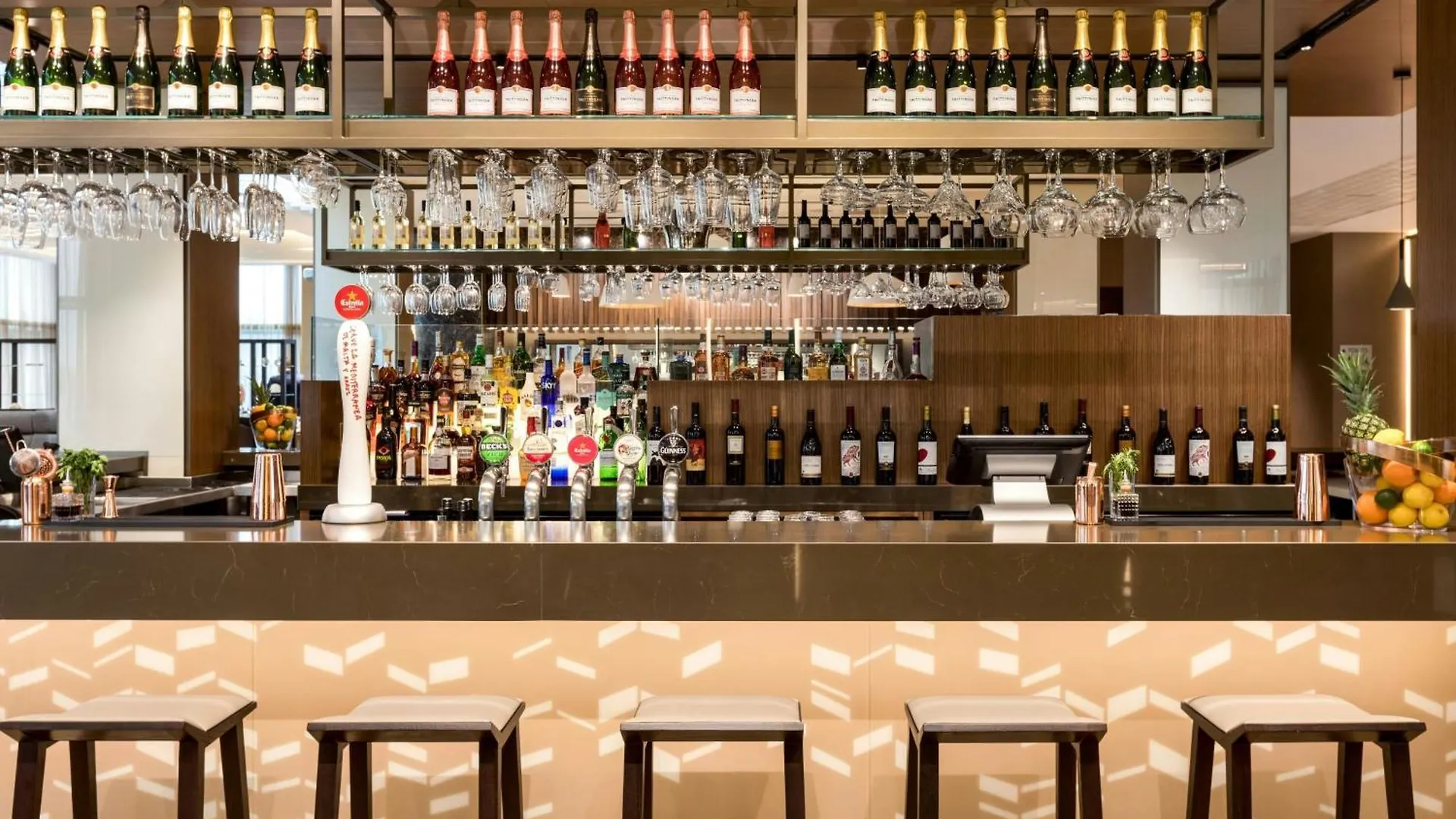Ac Hotel By Marriott Belfast