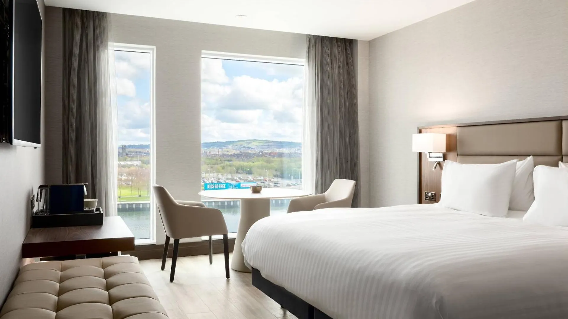 Ac Hotel By Marriott Belfast Reino Unido