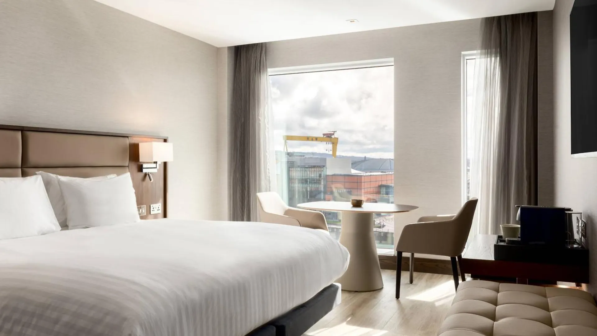 Ac Hotel By Marriott Belfast 4*,