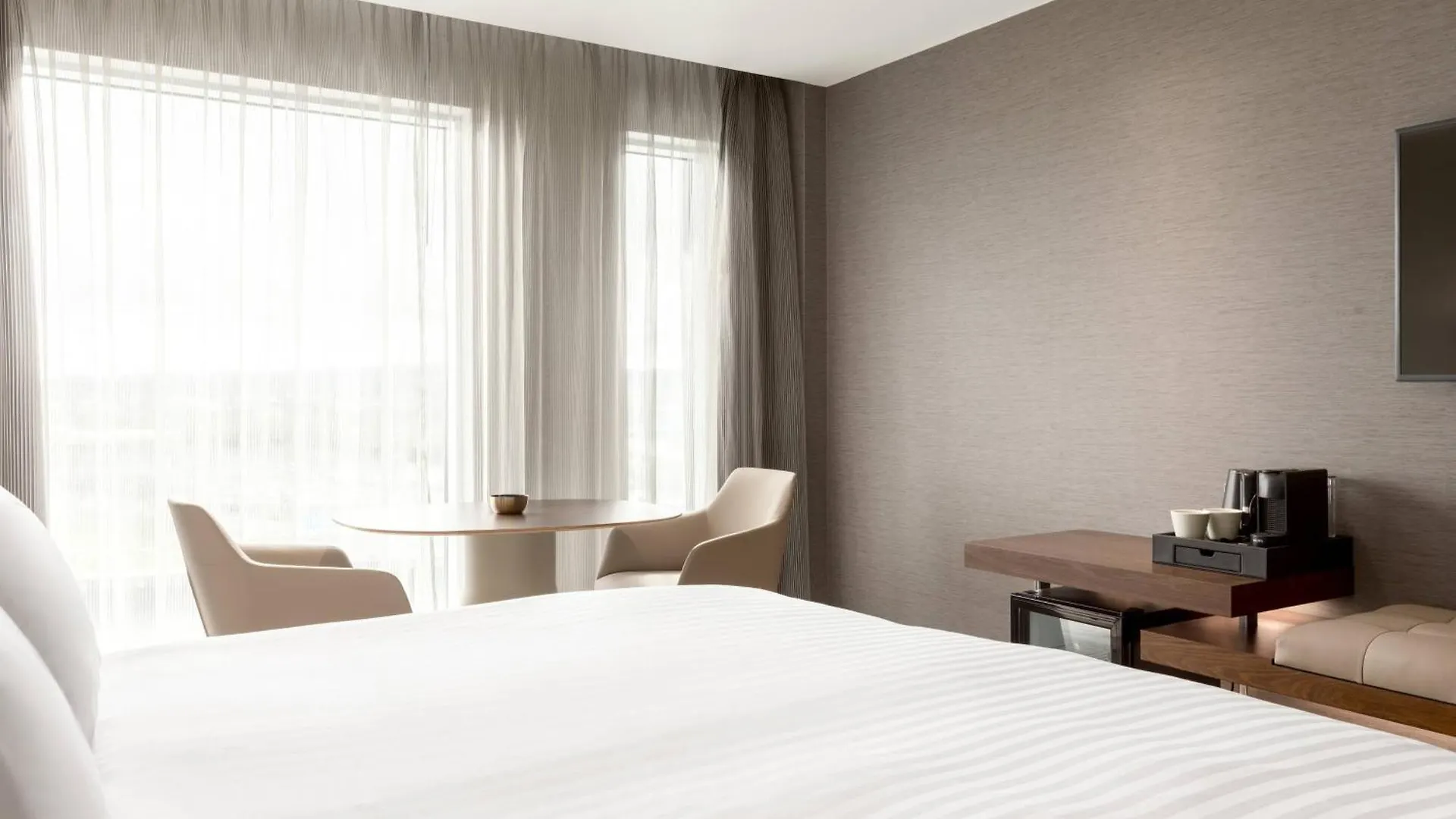 Ac Hotel By Marriott Belfast